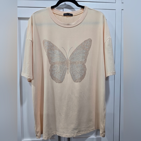 Butter Soft - Shein Oversized Bedazzled Butterfly Tee – Size Large - Picture 1 of 14